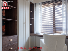 <b>地面选用防滑系数≥0.6的品牌防砖</b>